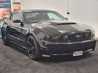 begagnad Ford Mustang GT V8 Manuell 320hk 2010 *Delbetala 2399KR/MÅN