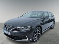 Begagnad VW Passat GTE 218 HK (160 kW) 2023 Grå Kombi
