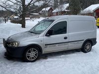 Begagnad Opel Combo 75 HK (55 kW) 2005 Van