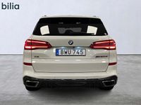 begagnad BMW X5 M50d | Kolfiber | Aktiv styrning | Luft | Panorama |