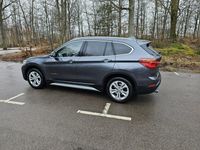 begagnad BMW X1 xDrive 20d xline pano kamera head-up drag 2.99% ränta