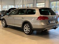 begagnad VW Passat Alltrack 2.0 TDI D-VÄRME NYSERVAD ALL UTR