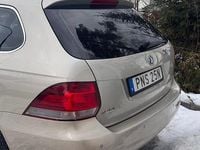 Begagnad VW Golf VII Comfortline 105 HK (77 kW) 2013 Golden brown Kombi