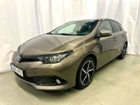begagnad Toyota Auris Hybrid e-CVT Comfort Euro 6