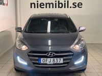 begagnad Hyundai i30 Kombi 1.6 CRDi Aut Rattvärme Drag MoK Psens SoV 2017, Kombi