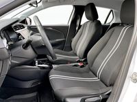 Begagnad Opel Corsa-e 100 kW (136 HK) 2022 Vit Halvkombi