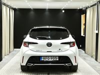 begagnad Toyota Corolla Hybrid GR SPORT 122hk Skalstolar Fullutrustad