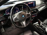 begagnad BMW 540 xDrive Värmare Drag Pano HUD