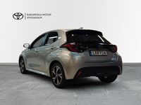 Begagnad Toyota Yaris Hybrid 2024 Silver