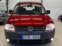 Begagnad VW Caddy 102 HK (75 kW) 2008 Röd Minibuss