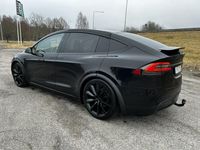 begagnad Tesla Model X 90D, 6-sits, 22"-fälgar, dragpaket, EAP, CCS