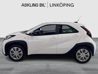 Begagnad Toyota Aygo X Play 73 HK (53 kW) 2023 Vit SUV