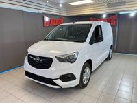 begagnad Opel Combo L1 PREMIUM 130 AUT Drag Värmare OMG LEV 2023, Transportbil