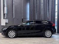 Begagnad Volvo V40 191 HK (140 kW) 2015 Svart Kombi