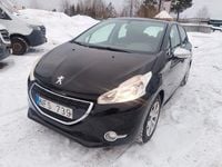 Begagnad Peugeot 208 82 HK (60 kW) 2012 Svart Halvkombi