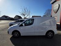 Begagnad Citroën Berlingo 99 HK (72 kW) 2017 Vit Minibuss