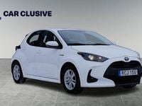 Begagnad Toyota Yaris Hybrid Active 117 HK (86 kW) 2021 Vit Halvkombi