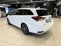 begagnad Toyota Auris Touring Sports Hybrid Touch & Go Edition I Backkamera I GPS 2018, Halvkombi