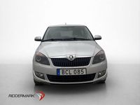 Begagnad Skoda Fabia Ambition 86 HK (63 kW) 2014 Silver Halvkombi