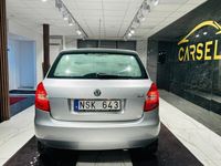 begagnad Skoda Fabia 1.2 TSI Euro 5 Automat Låg årsskatt AUX 2011, Halvkombi