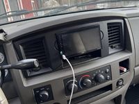 begagnad Dodge Ram Quad Cab 5.7 V8 HEMI 4x4 Sleddeck