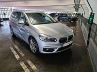 begagnad BMW 218 Gran Tourer Luxury Line 7-sits skinn