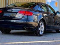 begagnad Audi A4 2.0T QUATTRO LÅGMILAD Mkt. Fin/ BRA PRIS