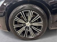 Begagnad Volvo V60 Inscription 344 HK (253 kW) 2022 Svart Kombi