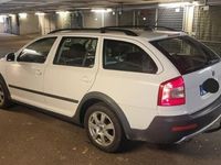 begagnad Skoda Octavia Scout Octavia2.0 tdi 4X4