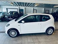 begagnad VW up! 1.0 75hk 1 ägare Endast 3472mil Navi Momsbil