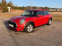 Begagnad Mini ONE 102 HK (75 kW) 2016 Halvkombi