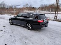 Begagnad Mercedes E300 Avantgarde 194 HK (142 kW) 2019 Svart Kombi