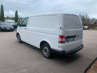 begagnad VW Transporter T32 2.0 TDI Euro 5 NYBES NYKAMREM