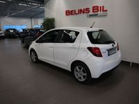 begagnad Toyota Yaris Hybrid e-CVT 360kr/Skatt