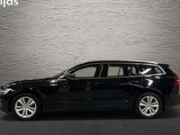 begagnad Volvo V60 B4 Diesel Mom Advanced SE Harman Kardon Kamera 2021, Kombi