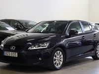 begagnad Lexus CT200h 1.8 F-Sport M&K VÄRMARE GPS B-KAMERA S&V HJUL 2016, Halvkombi