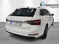 begagnad Skoda Superb Kombi 2,0 TDI 200 4X4 STYLE DSG 2022, Kombi