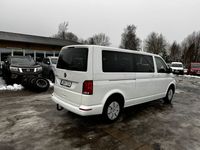 begagnad VW Caravelle T6.1 TDI150 AUT LÅNG 9-SITS VÄRMARE DRA