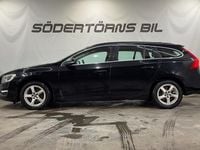 Begagnad Volvo V60 Momentum 150 HK (110 kW) 2016 Svart Kombi