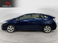 Begagnad Toyota Prius 136 HK (100 kW) 2015 Mörkblå Halvkombi