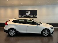 begagnad Volvo V40 CC D2 Momentum-SoV-0%Ränta-Euro 5