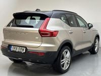 Begagnad Volvo XC40 Core 169 kW (231 HK) 2023 Ljusgrå SUV