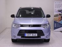 Begagnad Mitsubishi Outlander P-HEV 121 HK (88 kW) 2014 Ljusblå SUV