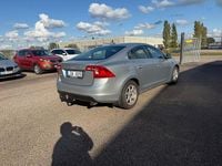 Begagnad Volvo S60 Momentum 180 HK (132 kW) 2011 Silver Sedan