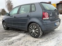 Begagnad VW Polo 80 HK (58 kW) 2008 Halvkombi