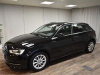 Begagnad Audi A3 Sportback 110 HK (80 kW) 2014 Svart Halvkombi