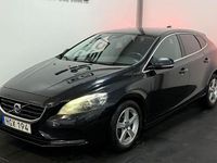 Begagnad Volvo V40 Momentum 116 HK (85 kW) 2014 Svart Kombi