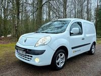 Begagnad Renault Kangoo 68 HK (50 kW) 2012 Vitsolid Minibuss