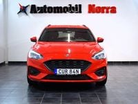 Begagnad Ford Focus ST-Line 125 HK (91 kW) 2021 Röd Kombi