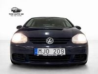 Begagnad VW Golf V Trendline 140 HK (102 kW) 2007 Mörkblå Halvkombi